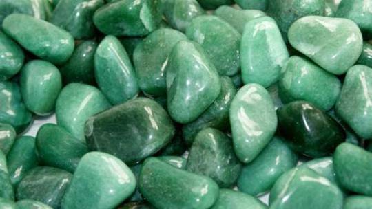 2 Small Green Aventurine Crystal Tumbled Pieces