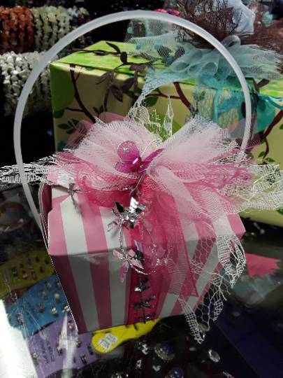 Pink Themed Free Gift Wrapping image 0