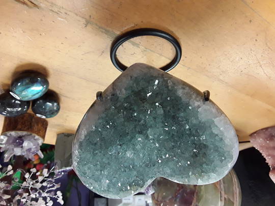 Green Amethyst Heart on Stand image 0