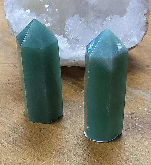 Green Aventurine Crystal Point 4.2 to 4.5cms image 0