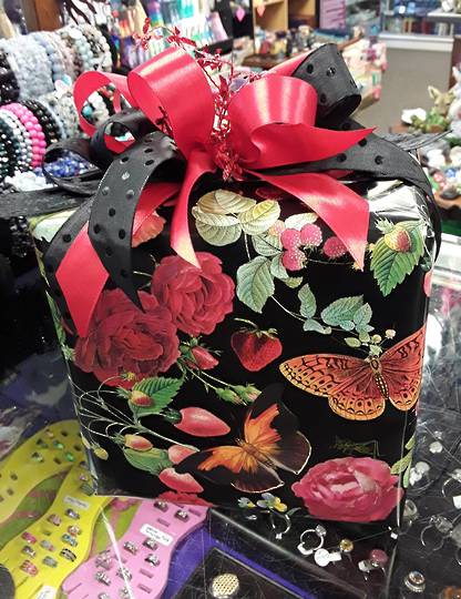 Free Gift Wrapping image 0