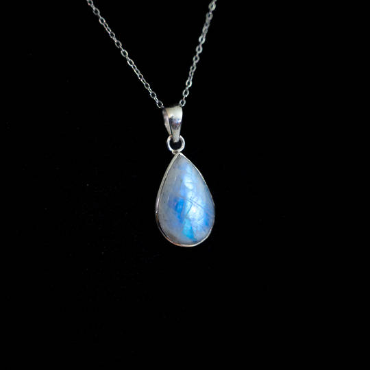 Rainbow Moonstone Silver Pendant