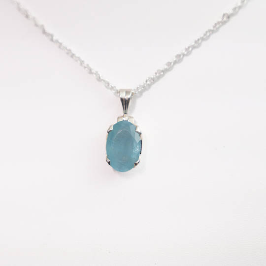 Aquamarine Silver Pendant