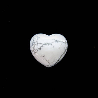 Howlite Heart image 0