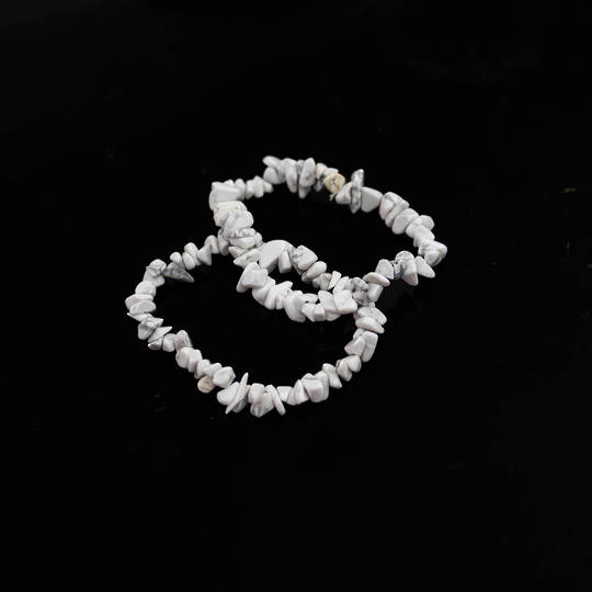 Howlite Chip Bracelet (White) image 0