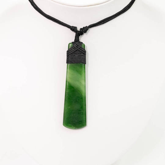 NZ Nephrite Jade Pendant image 0