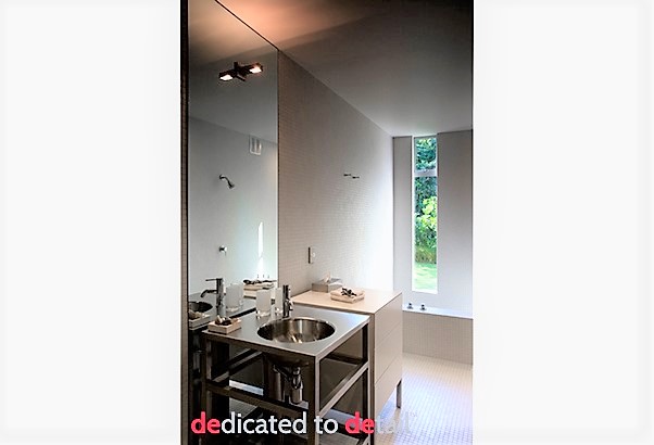 Bathrooms40-lighten2