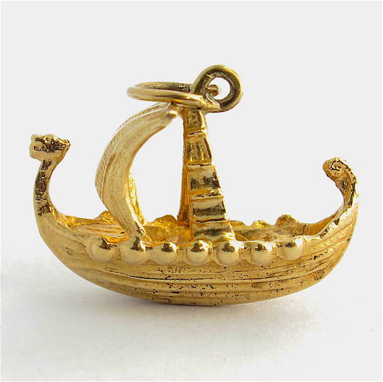9ct yellow gold viking boat charm