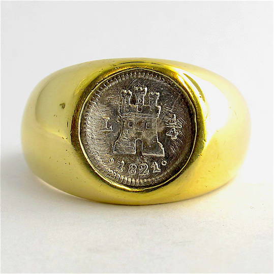 14ct yellow gold signet ring set with a spanish coin '1821'