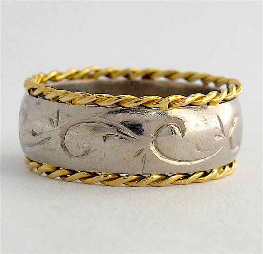 18ct yellow & white gold fancy band