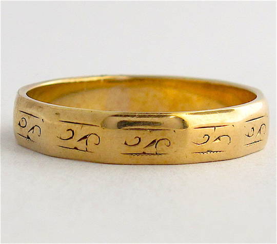 9ct yellow gold engraved dress band