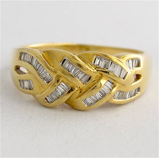 18ct yellow gold diamond set dress ring
