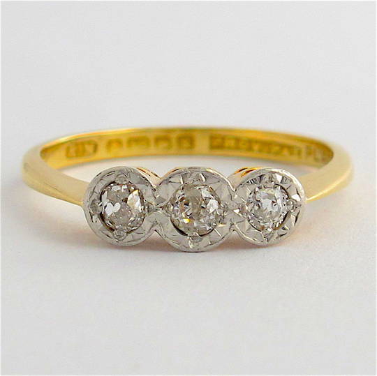 18ct yellow gold/platinum antique 3 stone diamond ring