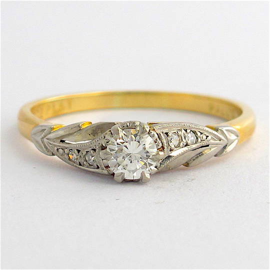 18ct yellow gold/platinum and palladium vintage diamond solitaire ring
