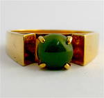 9ct yellow gold greenstone dress ring