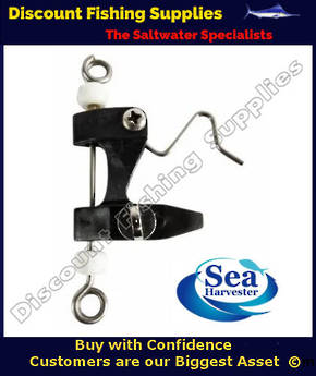SeaHarvester Outrigger Release Clip
