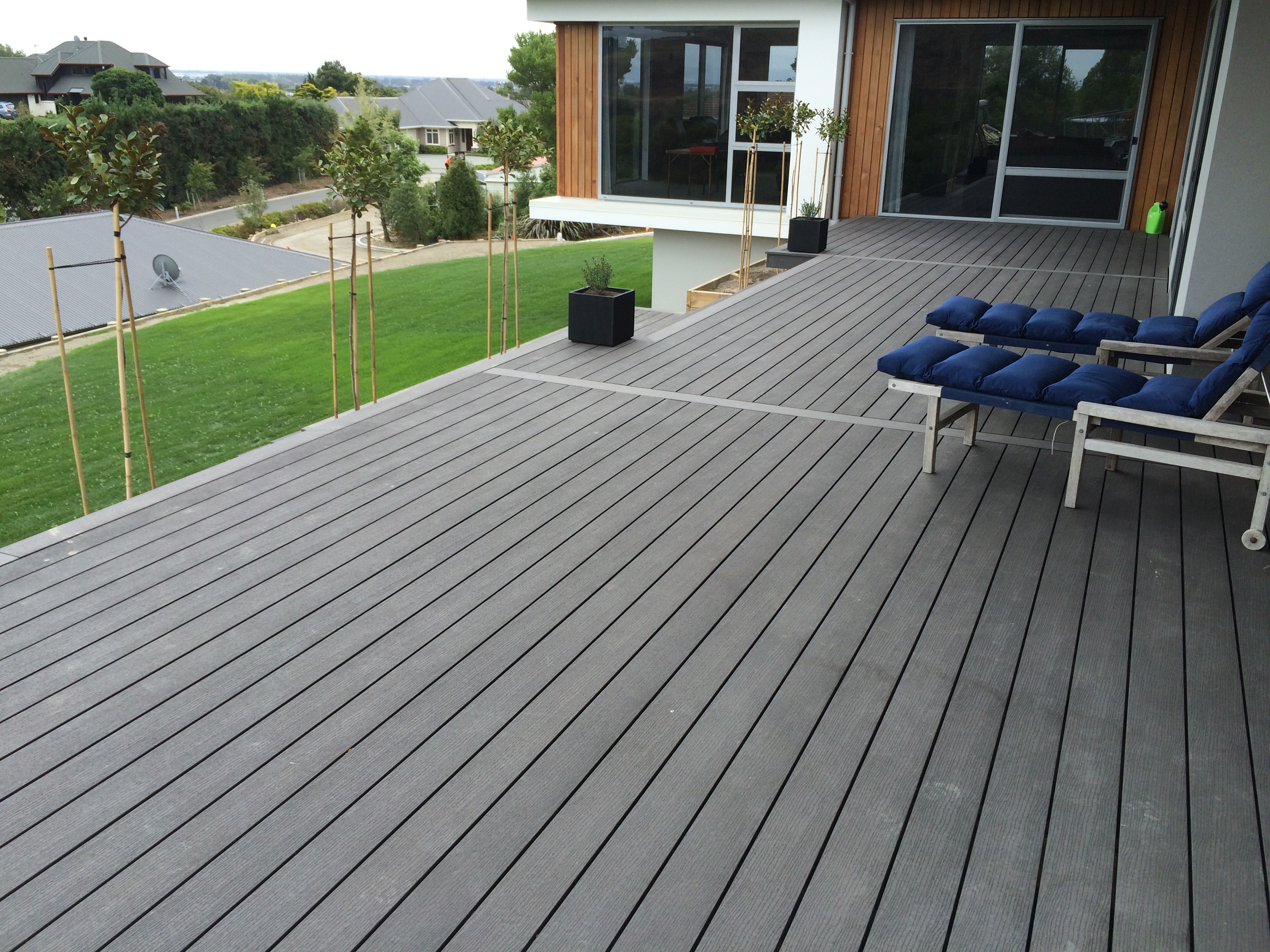 Low Maintenance Composite Decking For Your Home Futurewood