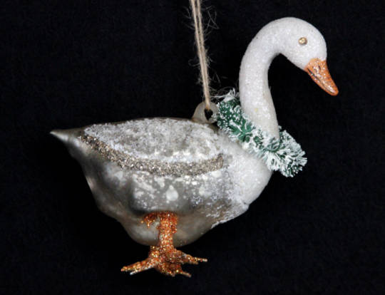 Glass Antique Xmas Goose with Wreath