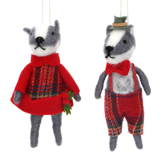 Wool Mr or Mrs Badger 13cm SOLD OUT