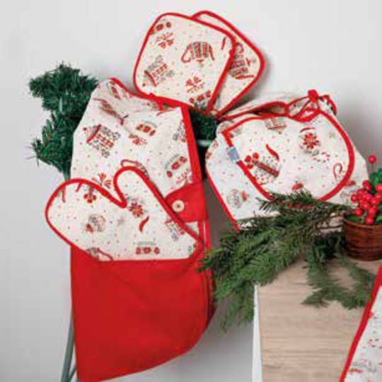 Christmas Tea Story Design Pot Holder Set