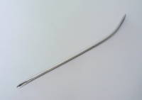 CURVED 6 INCH SACK NEEDLE