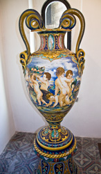 Ancient vase in Deruta Museum