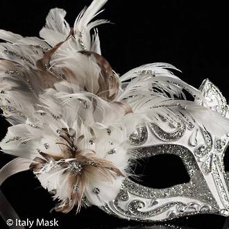 Masquerade Mask - Vin Silver White (Feather)