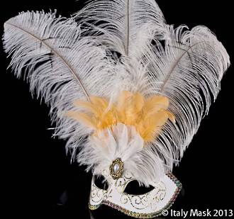 Masquerade Mask - Brillantina White (Feather)