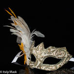 Masquerade Mask - Vin Gold White (Feather)