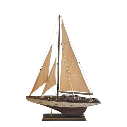 MODEL SAILING YACHT SMALL