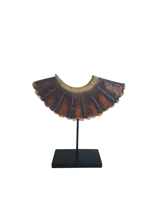 *RESIN NECKLACE SHELL TRIM