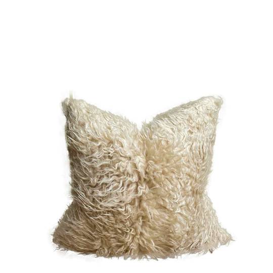 NATURAL FLUFFY WOOL CUSHION COVER