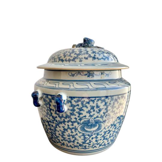 BUDDING FLOWER / FLORALS WITH KNOB ON LID