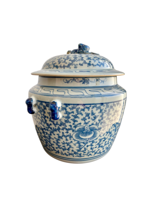 BUDDING FLOWER / FLORALS WITH KNOB ON LID