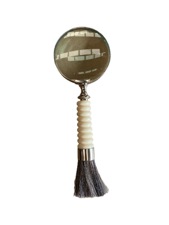 BRUSH MAGNIFIER WITH RESIN HANDLE