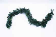 270CML PINE AND BERRY GARLAND