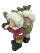 RED/GREEN KIDS CARRYING TREE