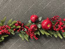 Apple/Berry/Pinecone Wreath