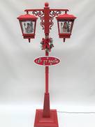 180CMH RED DOUBLE STREET LAMP WITH BLOWING SNOW AND MUSIC