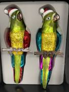 set 2 glass parrots (6)