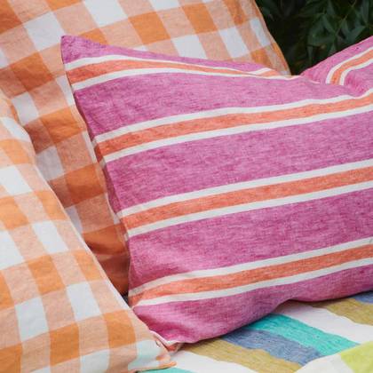 Wildberry Linen Standard Pillowcase - set of 2