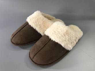 Womens Fur Slippers Brown XSmall (Size 5-6)