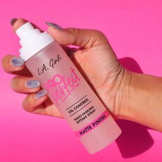 LA Girl PRO Perfect Setting Spray - Blurring Matte