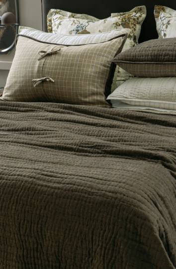 Bianca Lorenne - Misaka Bedspread (Pillowcases-Eurocases Sold Separately) - Bronze