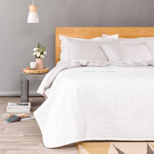 Seneca - Velvet Pin Comforter / Euros - Winter White
