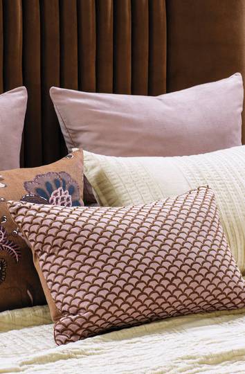 Bianca Lorenne - Arco Cushion - Antique Rose