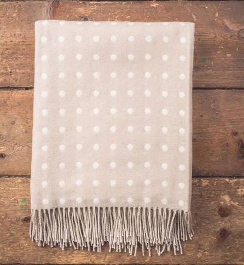 Importico - Foxford Lambswool Throw - Taupe Spot Throw