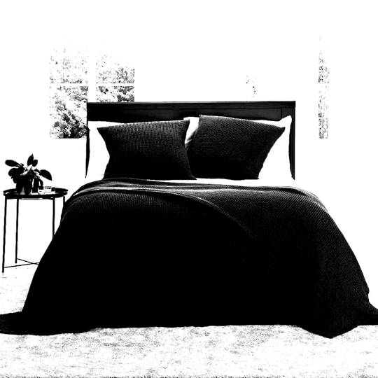Baksana - New Bliss Stonewashed Throw/Blanket/ Eurocase/Cushion - Black