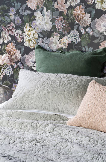 Bianca Lorenne - Pomegranate Bedspread/Pillowcase/Eurocase - Pale Grey