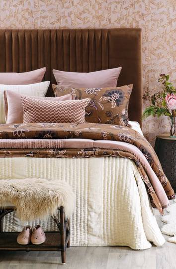 Bianca Lorenne - Puritsu Bedspread /Pillowcase/Eurocase - Ecru - Queen